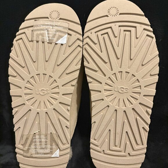 UGG slip on clogs in Natural 1153275 - Picture 2 of 4